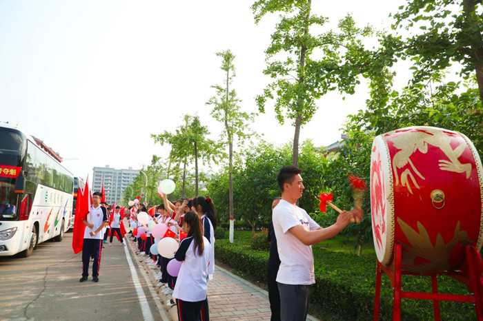 图片2.jpg 图片2.jpg