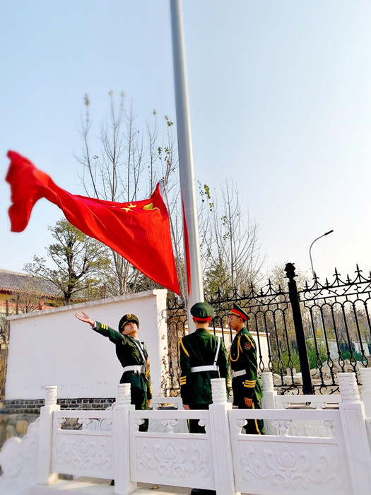 图片2.jpg 图片2.jpg