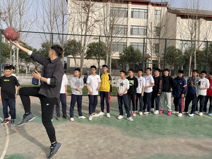 图片3.jpg 图片3.jpg