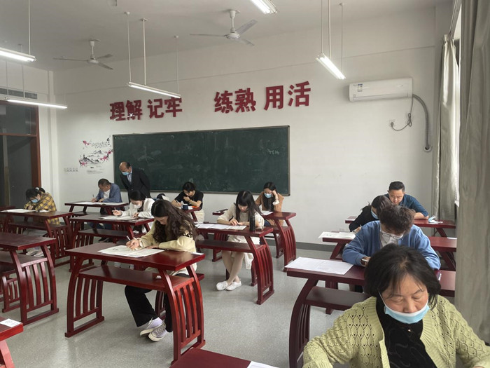 图片5.jpg 图片5.jpg