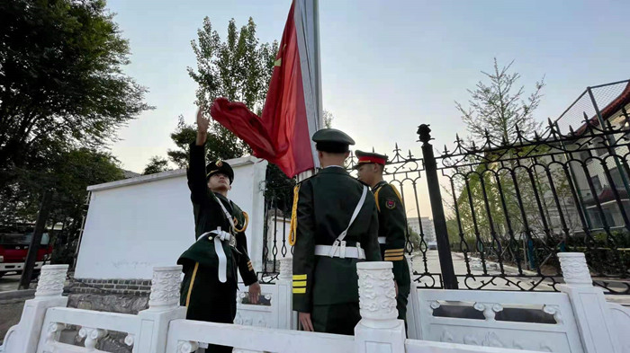 图片10.jpg 图片10.jpg