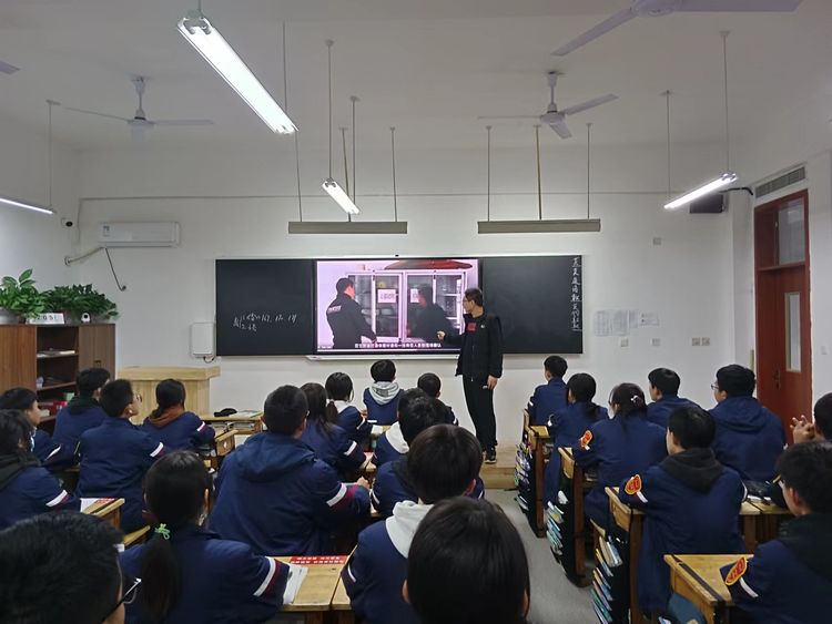 微信图片_20221129111137.jpg 微信图片_20221129111137.jpg